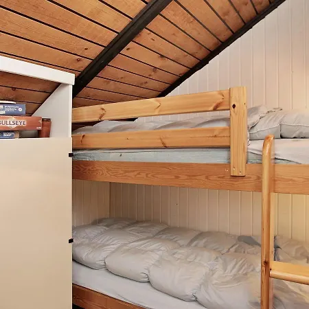 Feriehus Two-bedroom Holiday In 2 Ansager