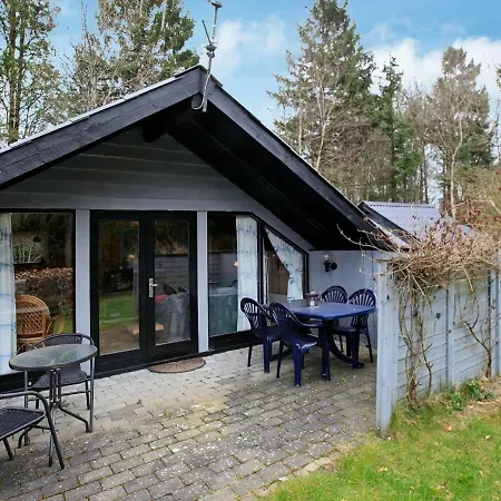 Two-bedroom Holiday In 2 Dom wakacyjny *