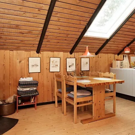Feriehus Two-bedroom Holiday In 2 Ansager